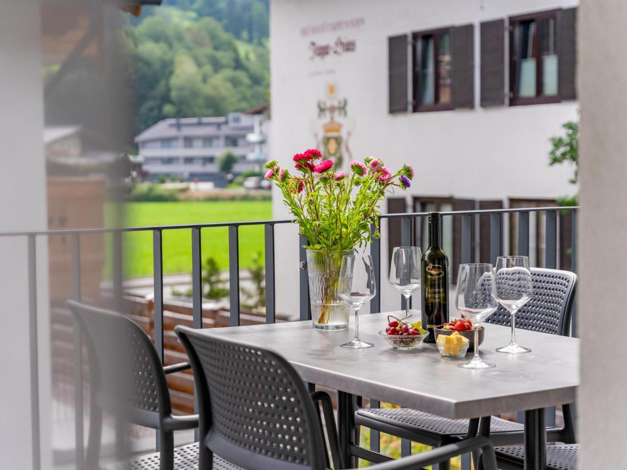 Falken Suites Top 4 Kaprun Luaran gambar